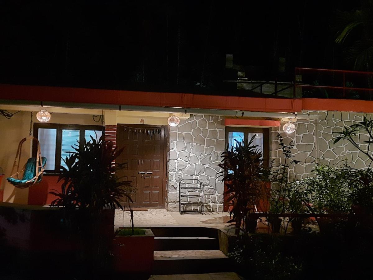 Apartamento Nivaant @ Vicharays Alībāg Exterior foto